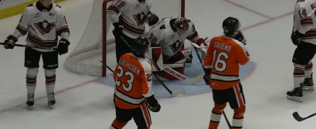Evaschesen Shines as Tigers Split Games With Calgary